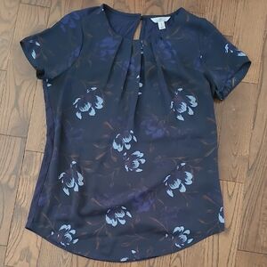 2/20$ Camber & Grace Floral Navy Blue Women's chic Top Size S